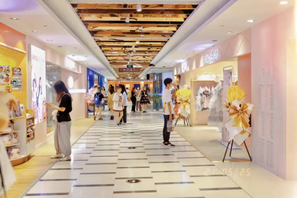 南京新晋jk制服、洛丽塔线下探店曝光!“破产三姐妹”又来抢钱了!插图31 南京新晋jk制服、洛丽塔线下探店曝光!“破产三姐妹”又来抢钱了!