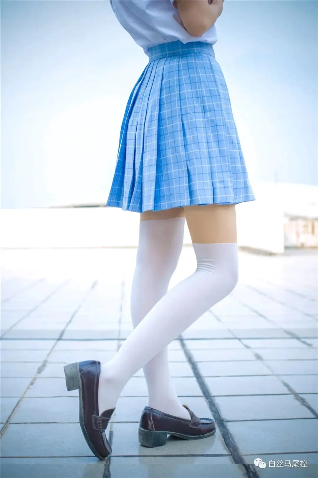JK制服套图：蓝裙白袜大长腿（一）插图12