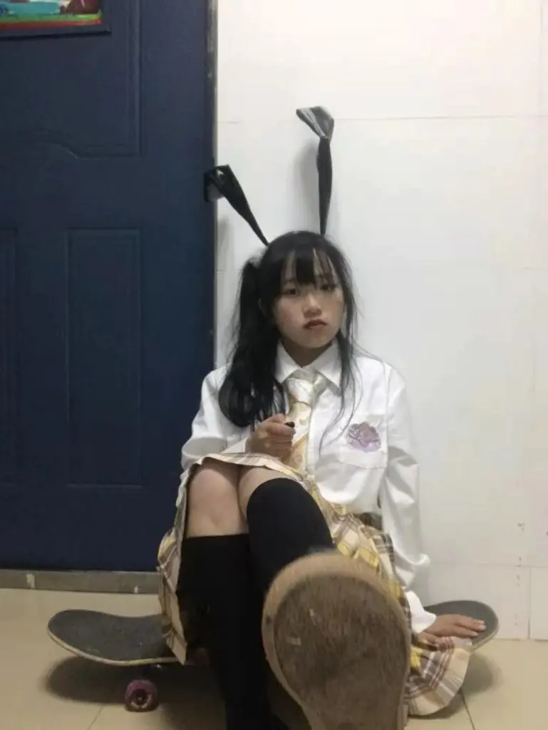 工业甜酷jk少女,娥眉淡扫粉轻施,朱唇一点惹人痴插图9 工业甜酷jk少女,娥眉淡扫粉轻施,朱唇一点惹人痴
